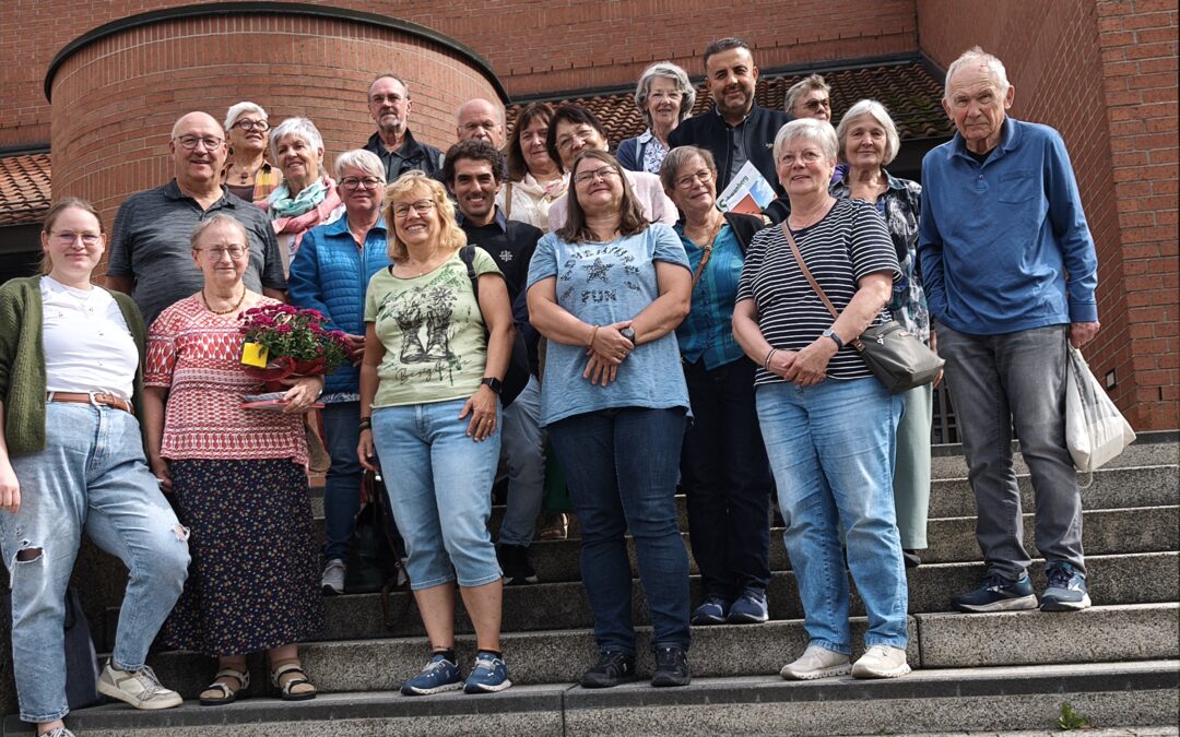 Gruppenbild von allen Personen die beim Ausflug zum Kloster Schwanberg dabei waren.